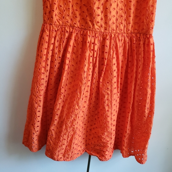 Old Navy Eyelet Dress - Picture 3 of 5